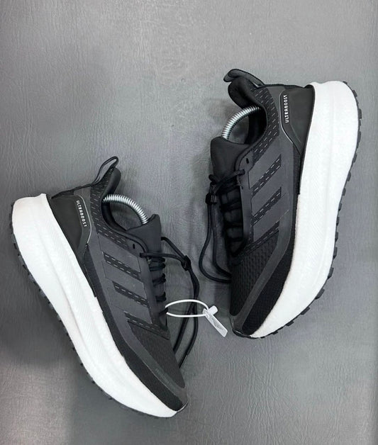 ADIDAS ULTRA BOST